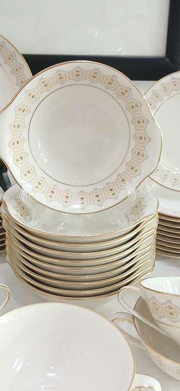 Vintage Noritake 'Kingswood' forty piece set