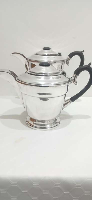 Vintage Walker and Hall tea and coffee pots