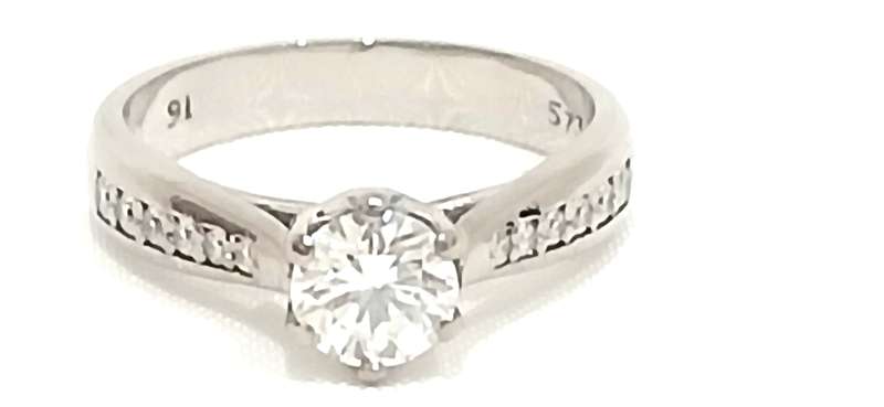 Van Deijl 18ct white gold diamond ring