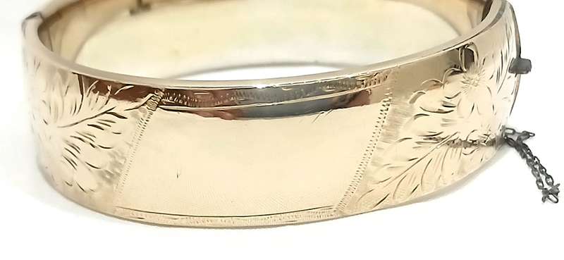 Vintage 9ct gold on Metal Core hinged bangle