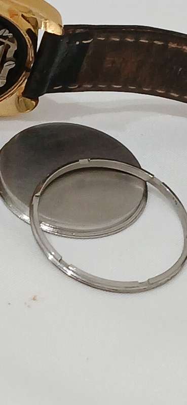1970s Bulova Accuquartz mens dress watch
