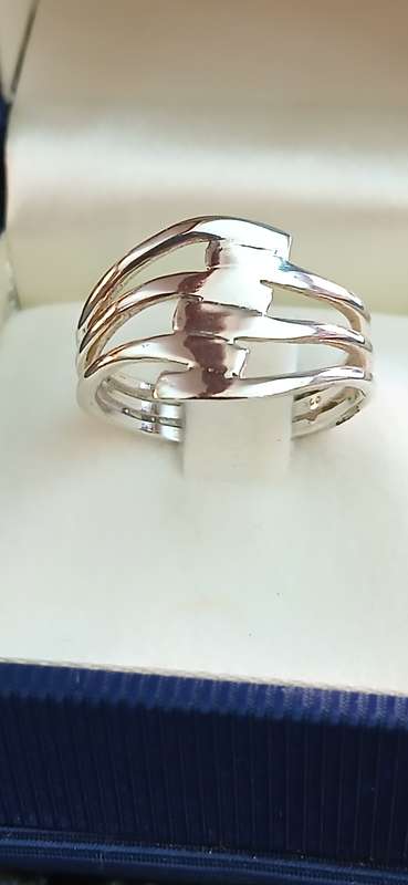 Sterling silver 3 band ring