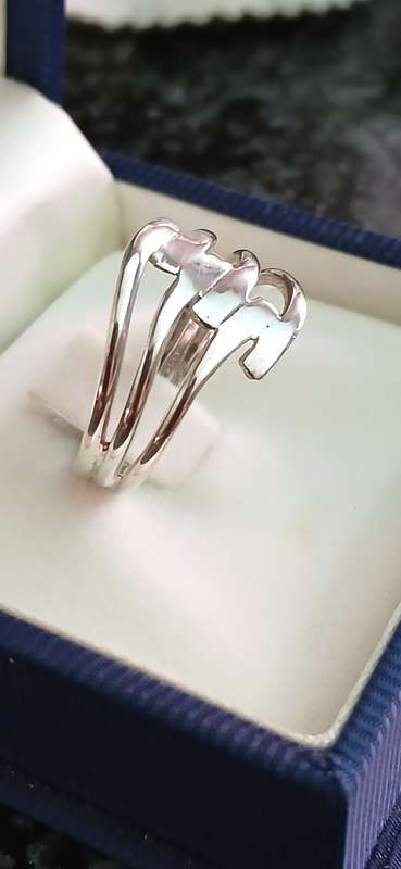 Sterling silver 3 band ring