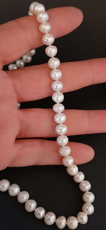 Vintage freshwater pearl necklace