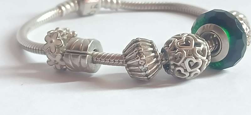 Pandora bracelet with seven charms