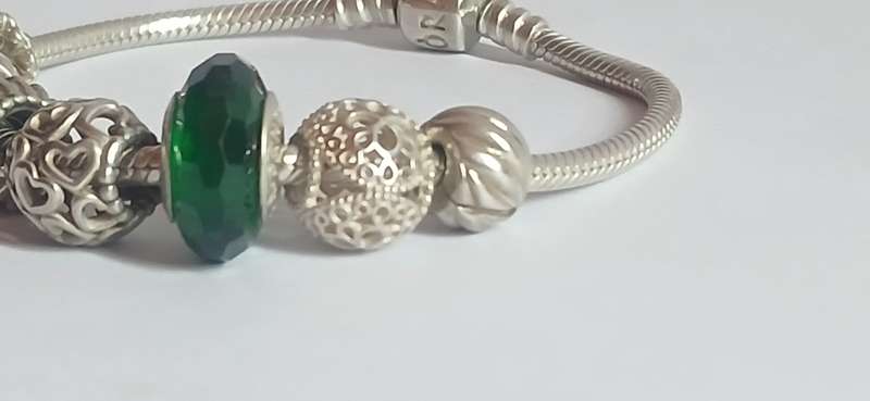 Pandora bracelet with seven charms