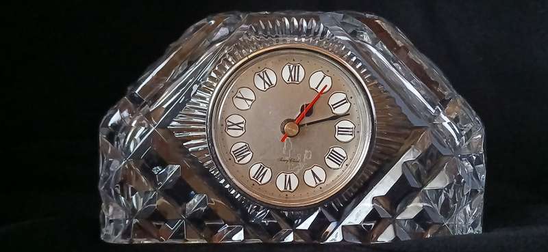 Vintage crystal clock