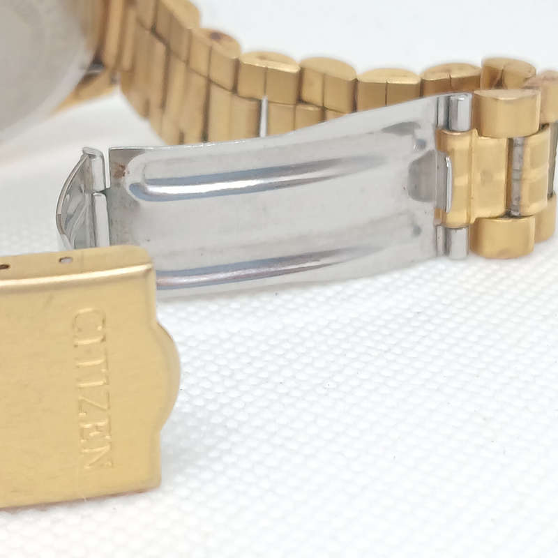 Classic Seiko men's dress watch
