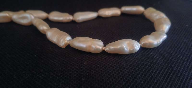 Vintage large pearl necklace