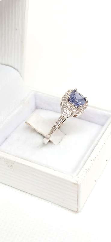 Sterling silver ring with royal blue stone