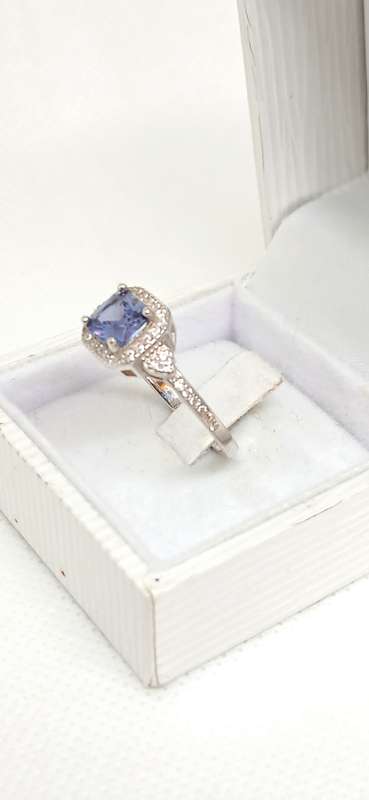 Sterling silver ring with royal blue stone