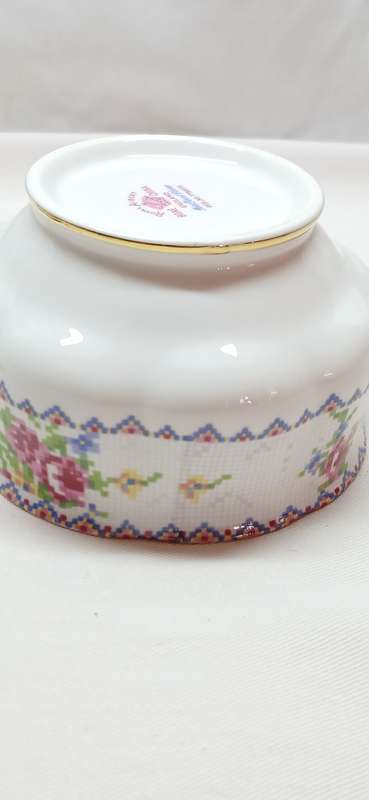 1940s Royal Albert 'Petit Point' sugar basin and milk jug