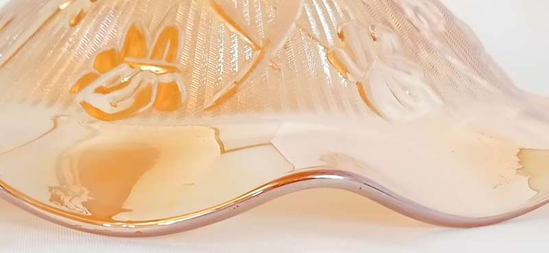 Vintage Jeanette Glass carnival bowl