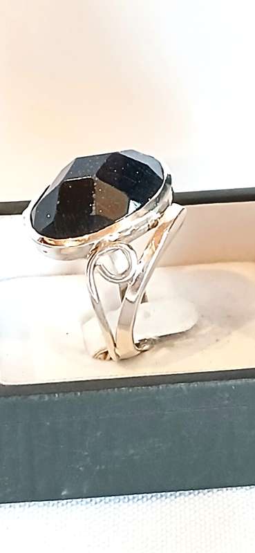 Sterling silver ring with sandstone