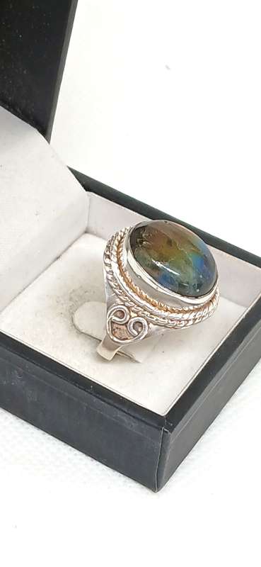 Sterling silver ring with cabochon labradorite stone