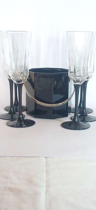 Vintage Luminarc 'Octime' champagne flutes with ice bucket