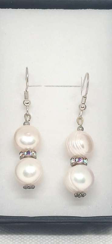 Sterling silver pearl earrings