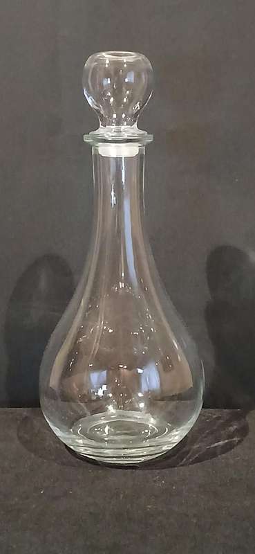 Vintage Italian wine decanter