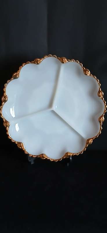Vintage milk glass snack divider