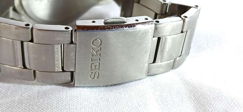 Seiko Sapphire men's dress watch