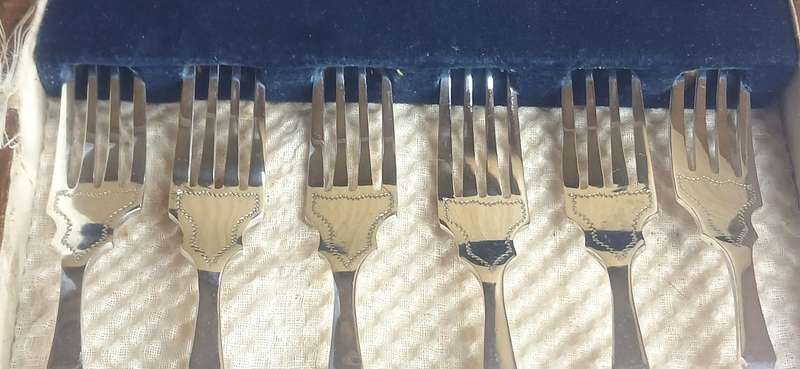Antique silver plate dessert cutlery set