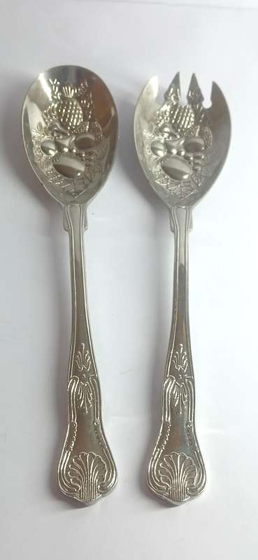 Vintage Kings pattern salad serving set