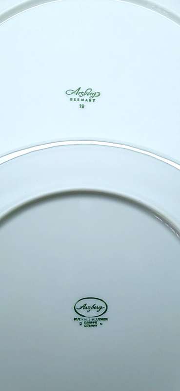 Vintage Arzberg plate set