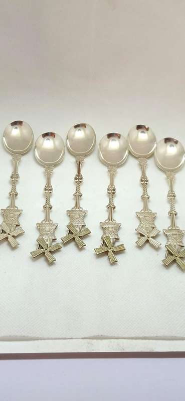 Vintage Holland silver plate souvenir teaspoons