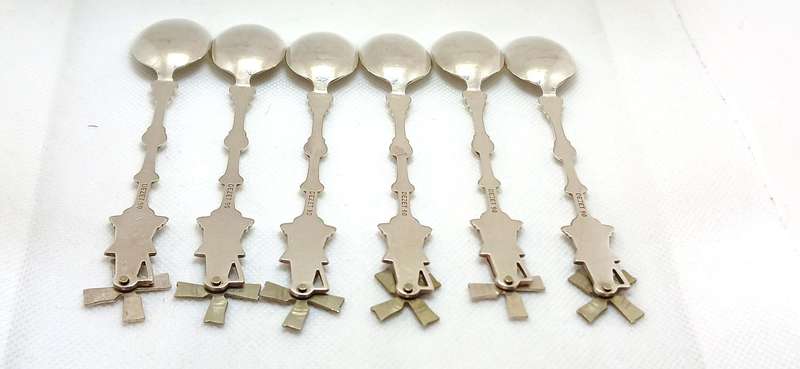 Vintage Holland silver plate souvenir teaspoons