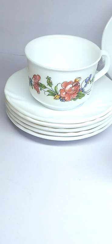 Vintage Arcopal milk glass tea set