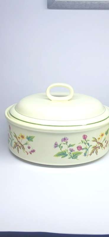 Vintage J & G Meakin Trend 'Hedgerow' vegetable tureens