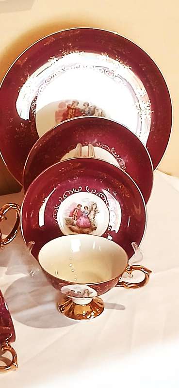Vintage unnamed courting couple tea set