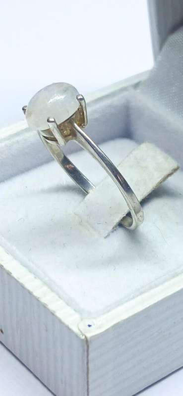 Sterling silver moonstone ring