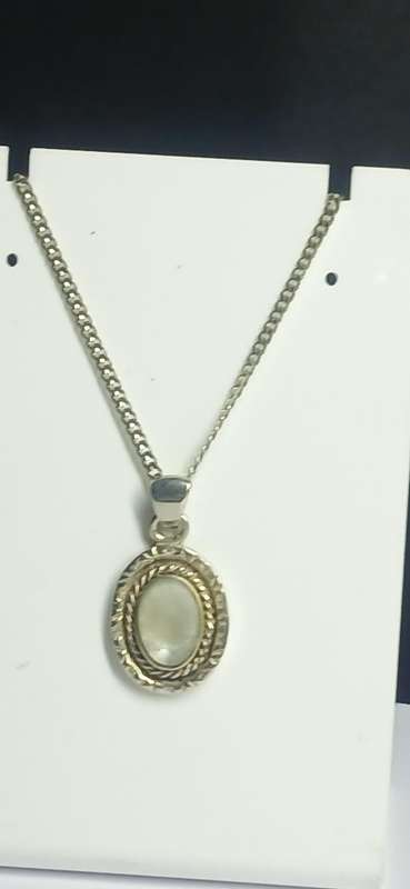 Vintage sterling silver pendant on chain