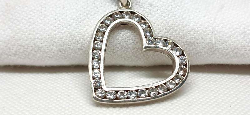 Sterling silver heart pendant with chain