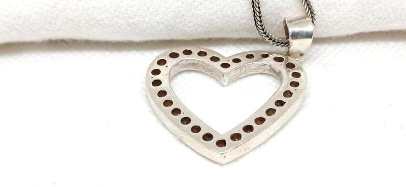 Sterling silver heart pendant with chain