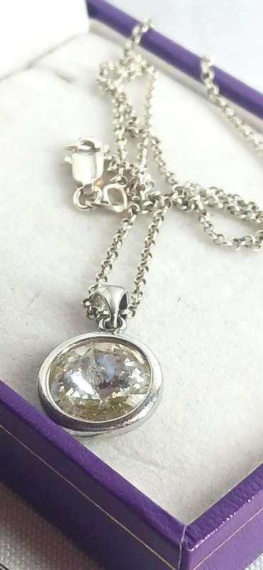 Sterling silver jewlry set with cubic stones