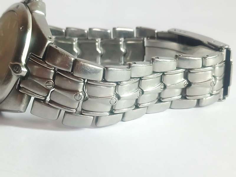 Tissot PR 200 men's quartz watch