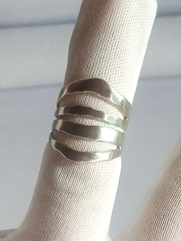 Sterling silver larged rowed ring