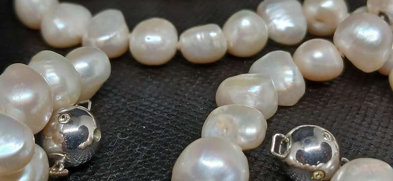 Vintage large fresh water  pearl necklaces