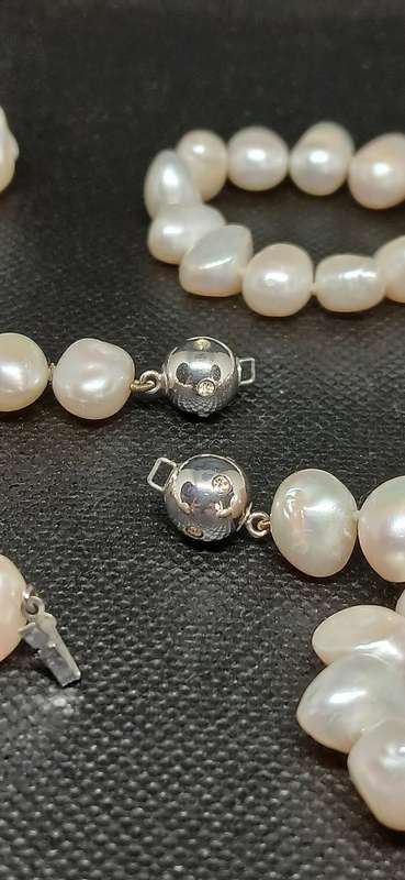 Vintage large fresh water  pearl necklaces