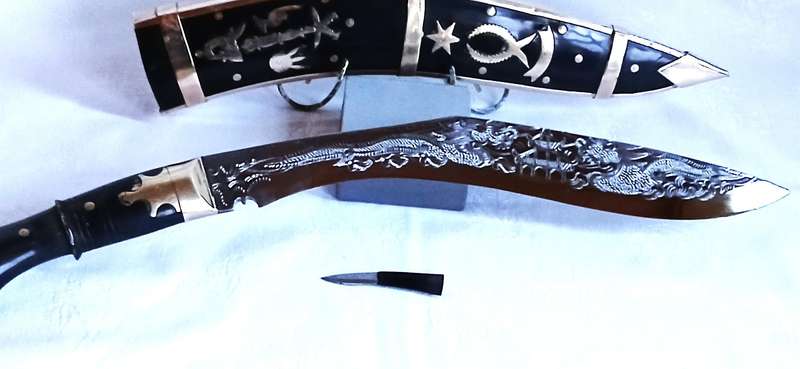 Antique/vintage Gurkha Kukri knife with sheath
