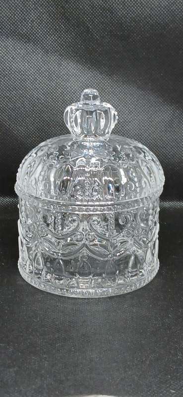 Vintage crystal bon bon dish