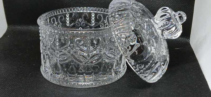 Vintage crystal bon bon dish