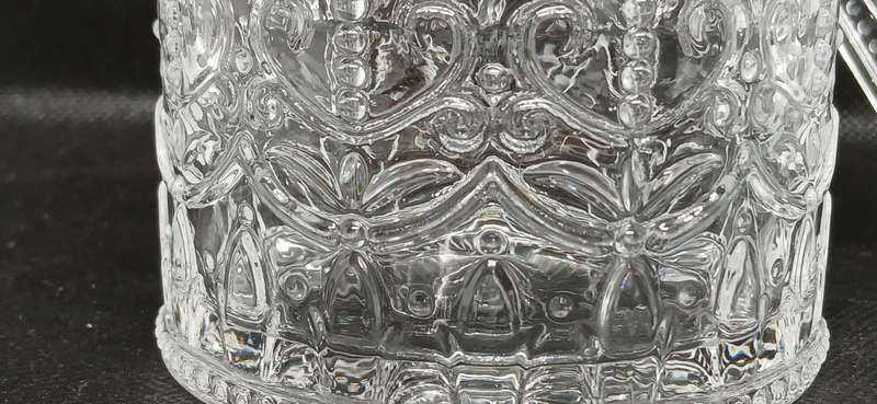 Vintage crystal bon bon dish