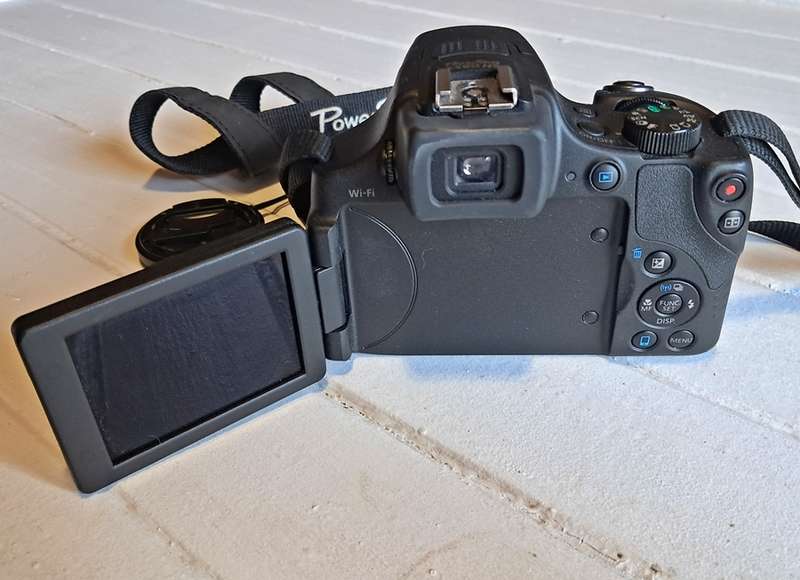 Canon PowerShot SX 60 HS camera