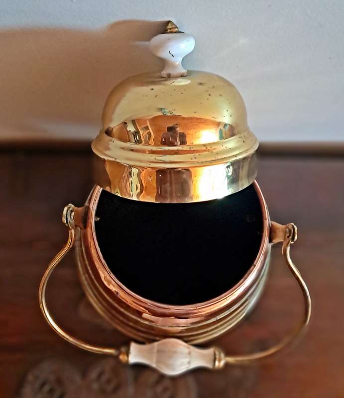 Stunning copper and brass "doofpot"