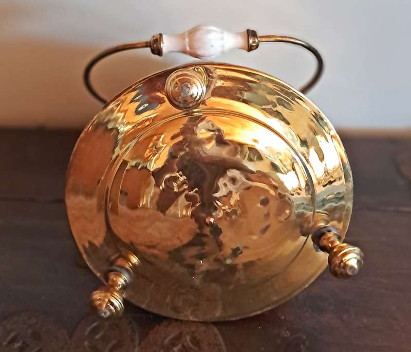 Stunning copper and brass "doofpot"