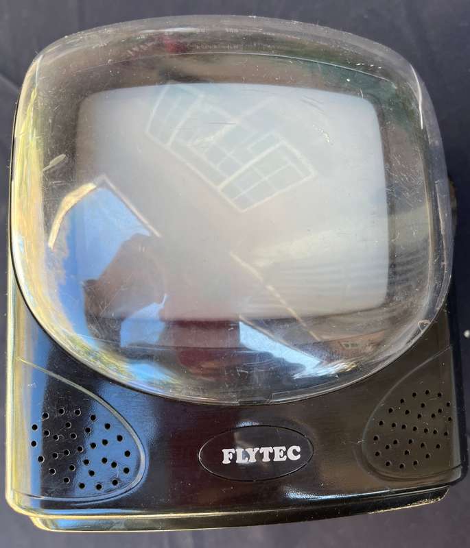 Small TV/Radio novelty item. NOT WORKING.