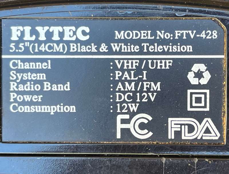 Small TV/Radio novelty item. NOT WORKING.